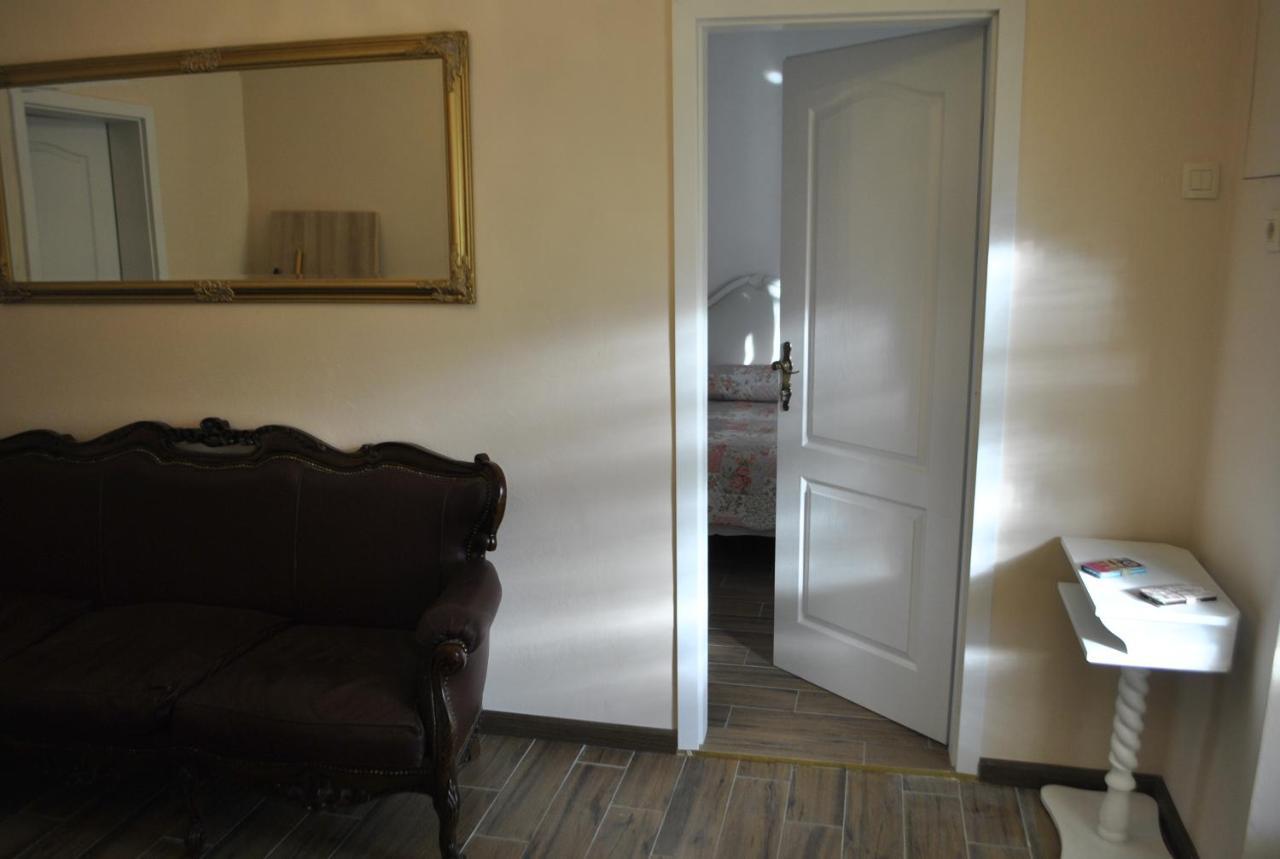 Apartment Pod Kostanji Osp Ngoại thất bức ảnh